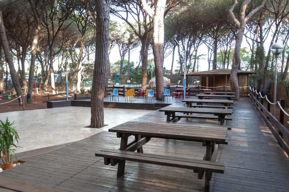 Campsite Camping Village Il Sole - Empty Pitch Only - Solo Piazzole Per La Propria Tenda O Caravan Marina di Grosseto Italy